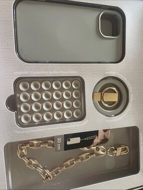 Gold Chain Phone Strap and Phone Case Accessory Set For iPhone 15/14/13